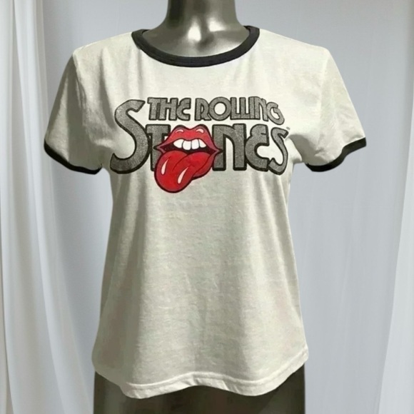 🆕Woman’s Rolling Stones  T Shirt - Picture 5 of 14